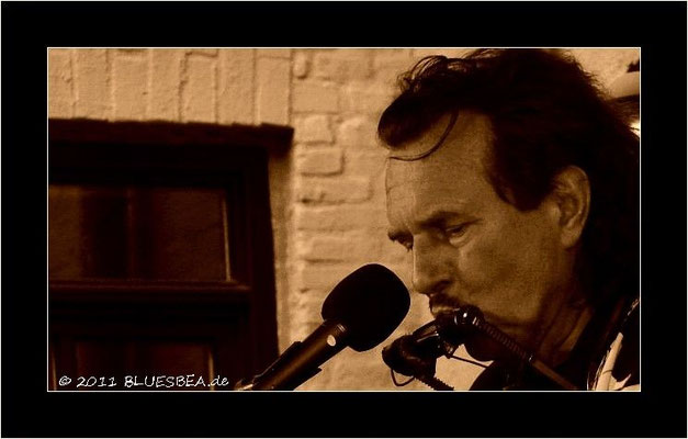 Hans Theessink - 29. Juli 2011 Flensburg, Roter Hof