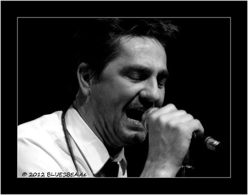 B.B. & The Blues Shacks - 10. Februar 2012, 14. Internationales Kieler Blues Festival, Räucherei 