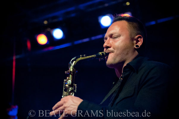 Henrik Freischlader Band - 28.10.2018 Räucherei Kiel