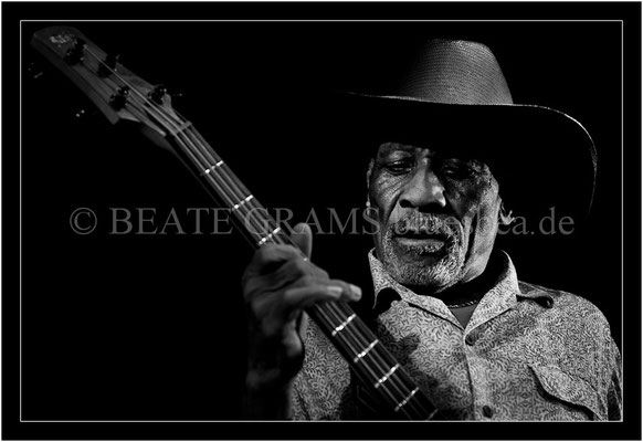 Mac Arnold & Plate Full O'Blues - 31. Oktober 2013 - Savoy, Bordesholm