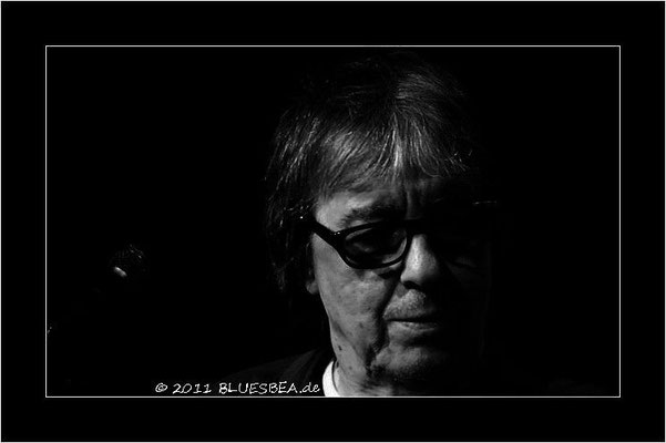 Bill Wyman & The Rhythm Kings - 21.01.2011 Fabrik Hamburg