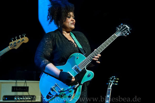 Dede Priest & Johnny Clark and The Outlaws (USA / NL) - 20. Internationales Kieler Blues Festival - 23. 02.2018 Räucherei Kiel