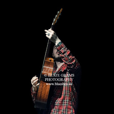 Krissy Matthews (UK) & Max Maxwell  (UK) - Guitar Heroes Festival Joldelund – 30.04.17 Gerd's Juke Joint