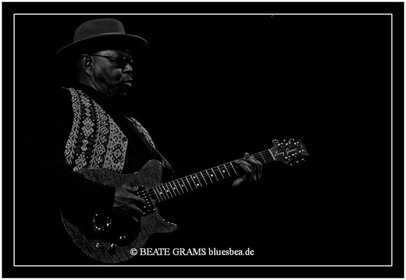 Larry Garner meets Norman Beaker & Friends - 27.04.13 - Savoy, Bordesholm