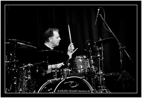 Larry Garner meets Norman Beaker & Friends - 27.04.13 - Savoy, Bordesholm