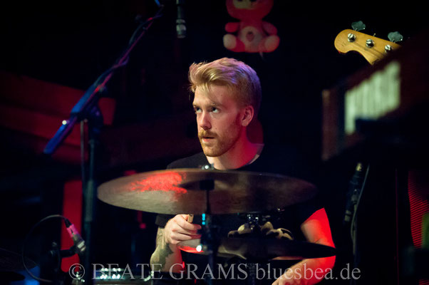 Henrik Freischlader Band - 28.10.2018 Räucherei Kiel