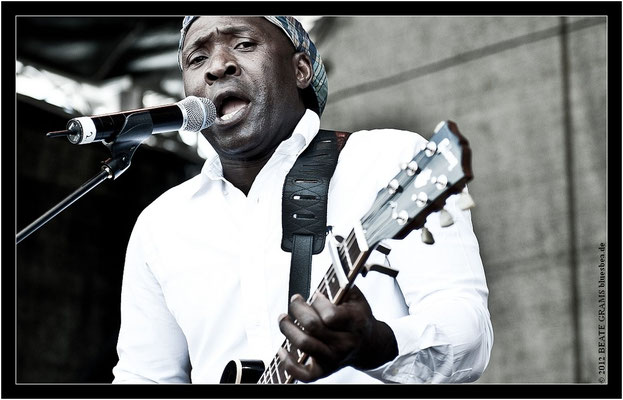 Roland Tchakounte & Band - 23. Bluesfestival Eutin 2012