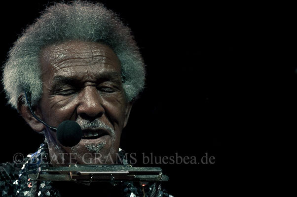 Lil Jimmy Reed, 19.02.2016, 18. Internationales Kieler Blues Festival