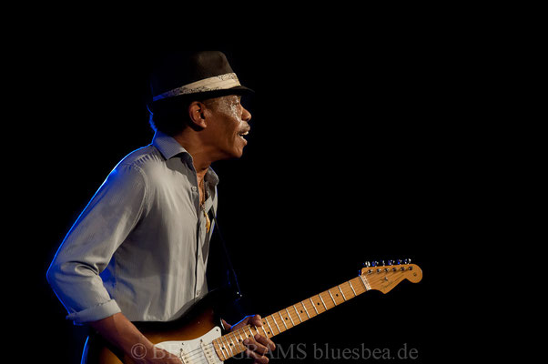 James Armstrong & Band - 26.10.2018 HamburgBluesNights