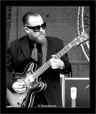Johnny Mastro and Mama's Boys - 22. Bluesfestival Eutin 20.05.2011 