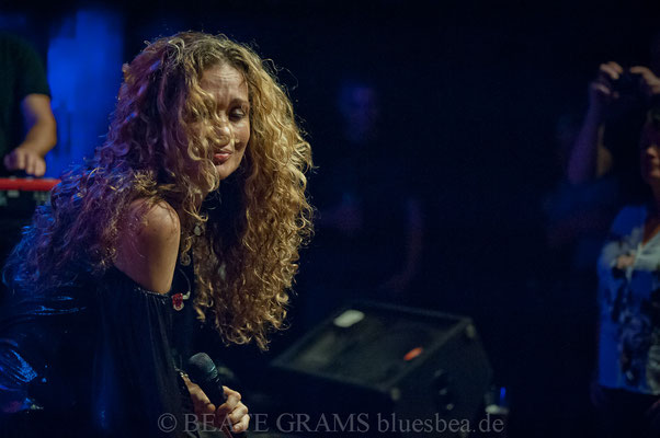 Dana Fuchs Band "Love Lives On Tour" - 12.10.2018 Räucherei Kiel