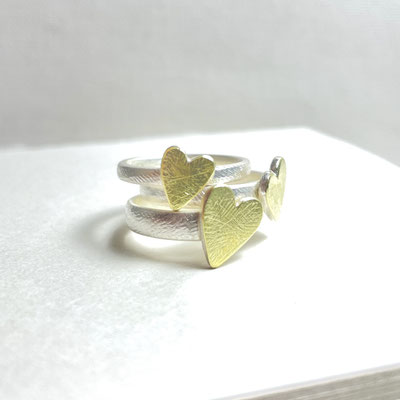geschmiedete Silberringe, Herzen 750/- Gold