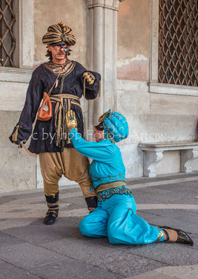 Venedig, Karneval, eines der vielen wunderschönen Kostüme zum Karnevale