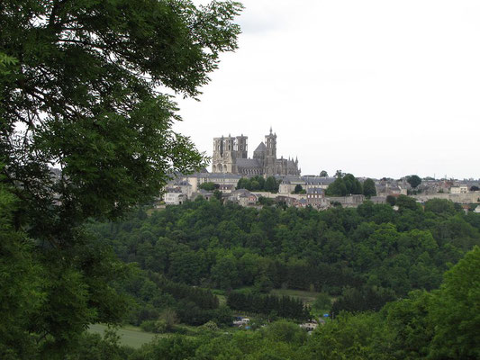 Laon cité médiévale vue depuis la cuve St Vincent