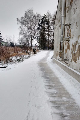 Schnee in der Einfahrt