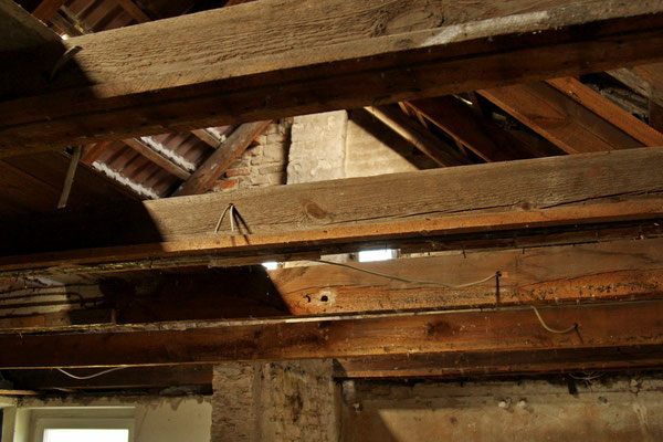 Ab durch die Decke