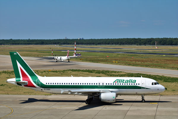 A320 Alitalia, 26.07.2018, Berlin-Tegel, Steve Baaß