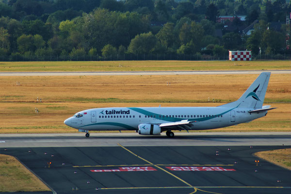 Boeing 737-400 ( 737-4Q8) Tailwind, Düsseldorf, 11.08.2018, Steve Baaß