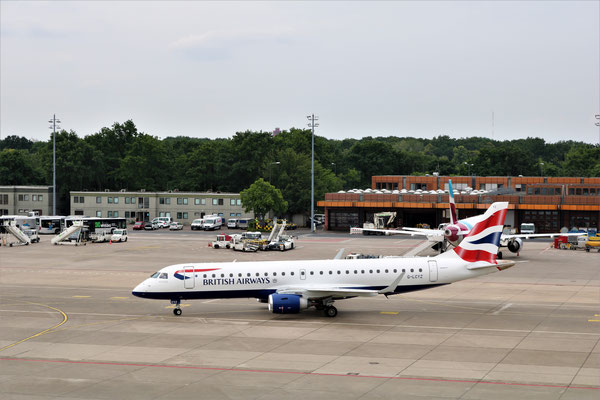 Embraer 190SR British Aieways, 20.06.2018, Berlin-Tegel, Steve Baaß