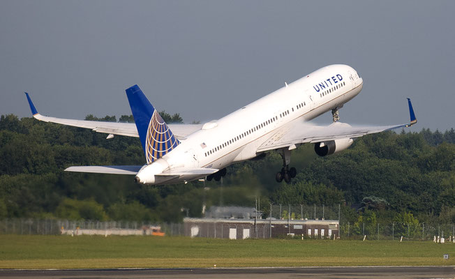 Boeing 757-200 United, 01.09.2018, Take off von Hamburg, Max Sutter