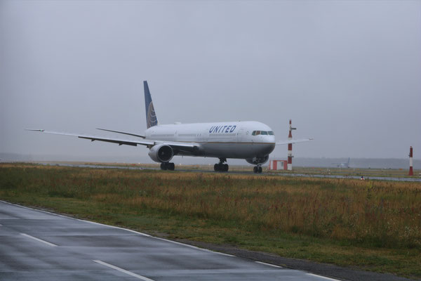 Boeing 767-400ER United, 24.06.2018, Berlin-Tegel, steve Baaß