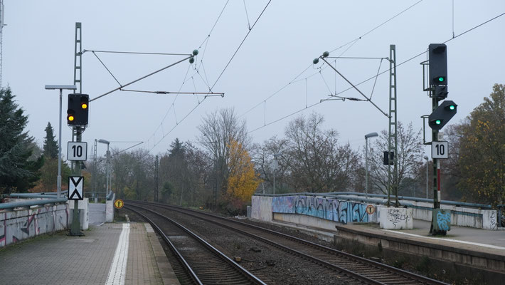 Lf7 KZ10 am Vorsignal und am Hauptsignal in Frankfurt Nied
