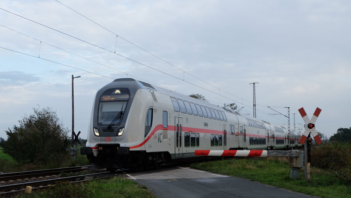 IC2-Steuerwagen (Tz 2854), Güterglück, 13.10., Ingo Weidler 