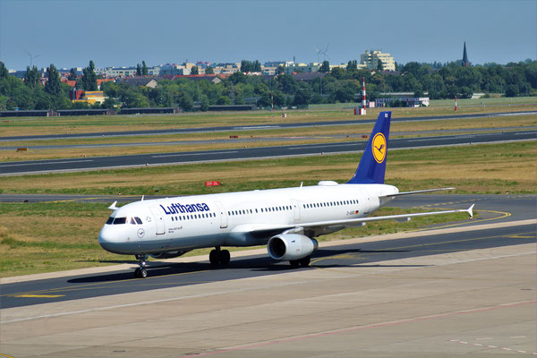 A321 Lufthansa "Weimar", 26.07.2018 , Berlin-Tegel, Steve Baaß