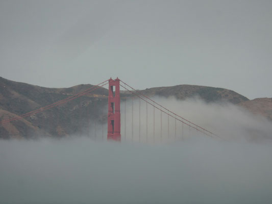 Golden Gate Bridge im Nebel / Golden Gate Bridge in the fog