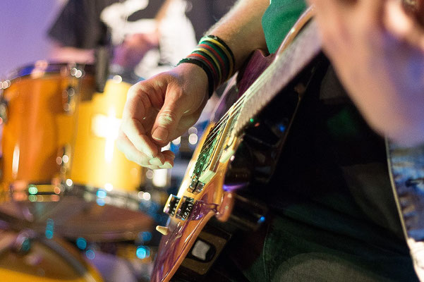 Castrock auf die Finger geschaut