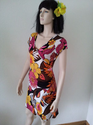 HIPPI/FLOWER POWER, Kleid, Gr. M, Fr. 29.-