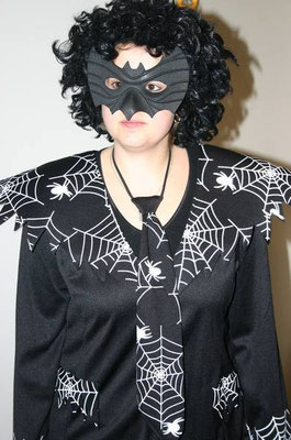 HALLOWEEN/schwarze Spinne, Gr. M/L, Fr .35.- Anzug mit Krawatte