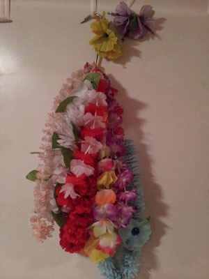 HAWAII-BLUMENKRÄNZE, Fr. 1.50