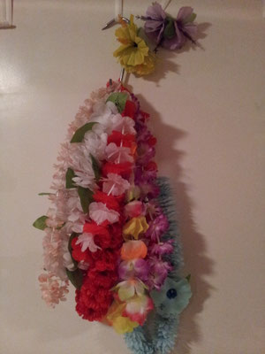 HAWAII-BLUMENKRÄNZE, Fr. 1.50