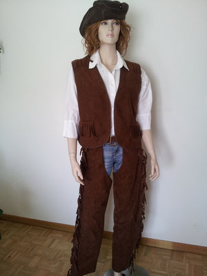 Wild-West/COWGIRL, Caps/Stulpen + Gilet, Wildlederimitat, Fr. 27.-
