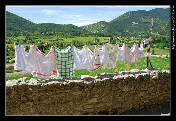 Montbrun les Bains - Drôme © Nicolas GIRAUD