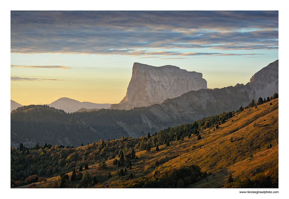 Mont Aiguille - Vercors Lever Ecrins © Nicolas GIRAUD