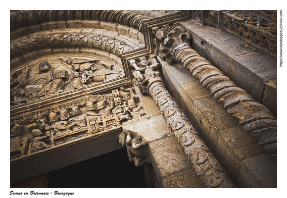 Semur en Brionnais - Saône et Loire © Nicolas GIRAUD