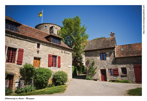 Châteauneuf en Auxois - Côte d'Or © Nicolas GIRAUD