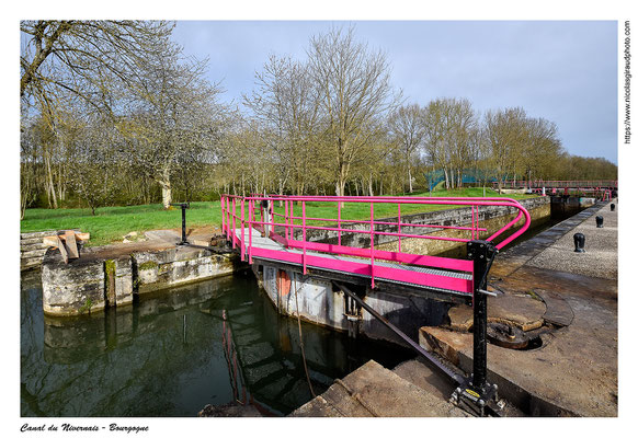 Canal du Nivernais - Yonne © Nicolas GIRAUD