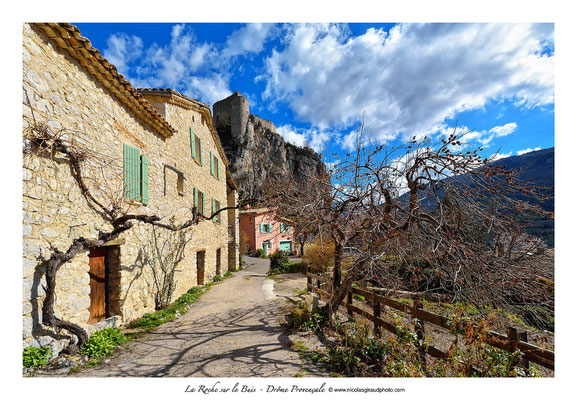 La Roche sur le Buis - Drôme Provençale © Nicolas GIRAUD