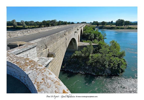 Pont St Esprit - Vallée du Rhône - Gard © Nicolas GIRAUD