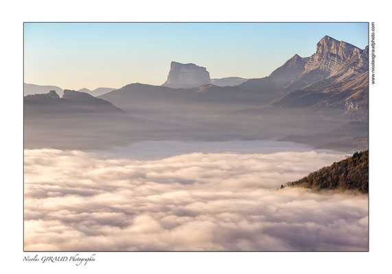 Mont Aiguille - P.N.R. du Vercors © Nicolas GIRAUD