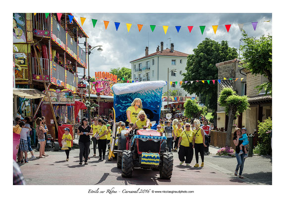 Carnaval Etoile sur Rhône - Drôme © Nicolas GIRAUD