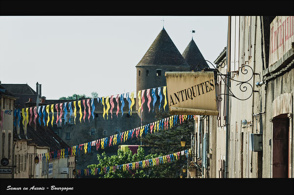 Semur en Auxois © Nicolas GIRAUD