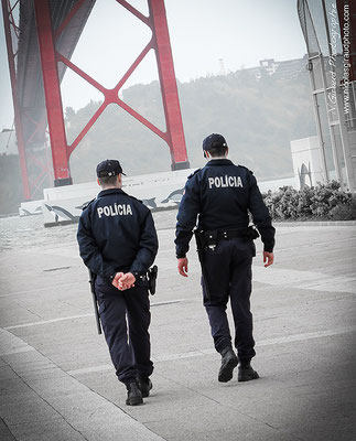 Policia - Lisbonne © Nicolas GIRAUD