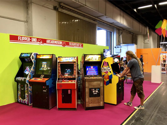 Flipper- und Arcademuseum Seligenstadt und Retrokram, Männerquatsch Podcast [Sonderfolge #04] Gamescom 2018: Der Retro Rundgang mit allen Ausstellern.  