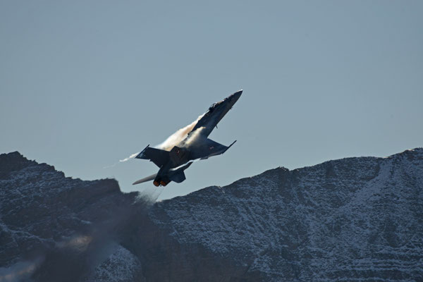 F/A-18 Hornet, Fliegerschießen Axalp, Schweiz 2017 - Nikon D800 / Nikkor 200-500/5.6