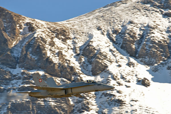 F/A-18 Hornet, Fliegerschießen Axalp, Schweiz 2017 - Nikon D800 / Nikkor 200-500/5.6