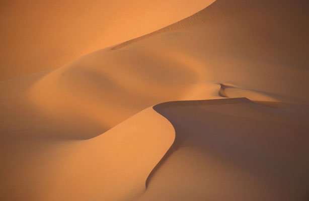 In den Sanddünen des Idhan Murzuq der Sahara, Libyen